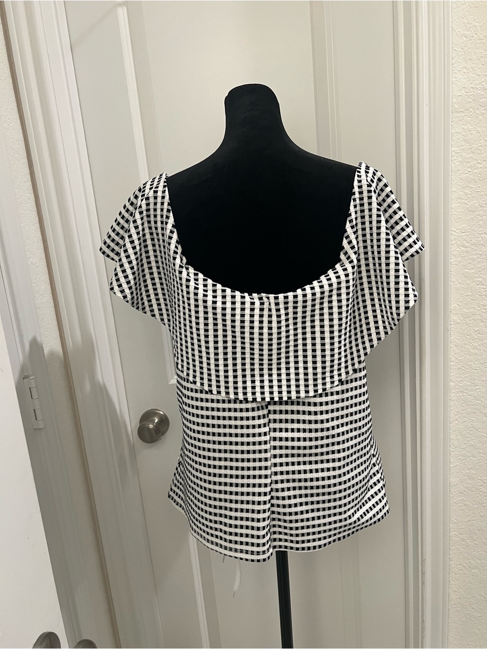 BOLD Elements XXL Black White Gingham Check Off Shoulder Short Sleeve Top